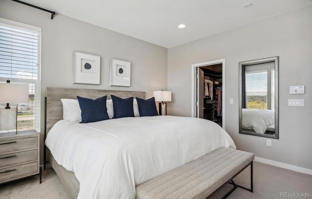 8926 Ramblestone Street, Highlands Ranch, CO 80129