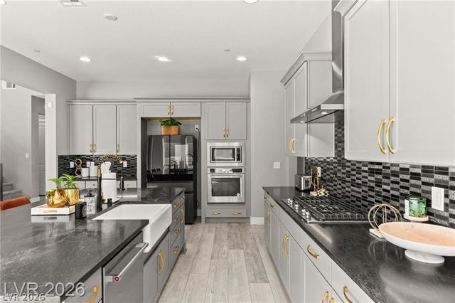 225 Carmel Sky Street, Las Vegas, NV 89138