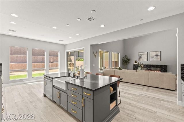 225 Carmel Sky Street, Las Vegas, NV 89138