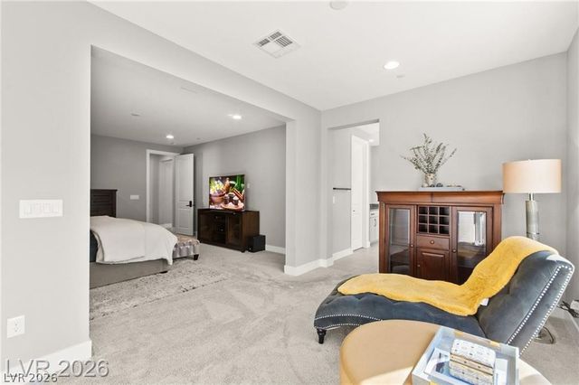 225 Carmel Sky Street, Las Vegas, NV 89138