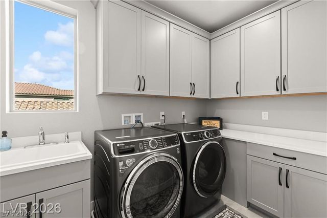 225 Carmel Sky Street, Las Vegas, NV 89138
