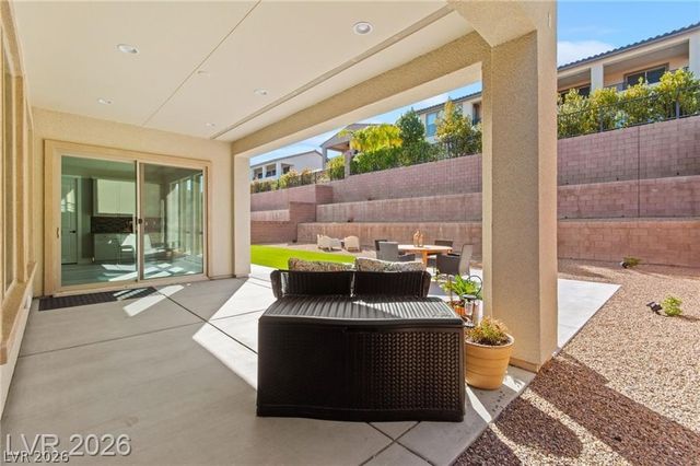 225 Carmel Sky Street, Las Vegas, NV 89138