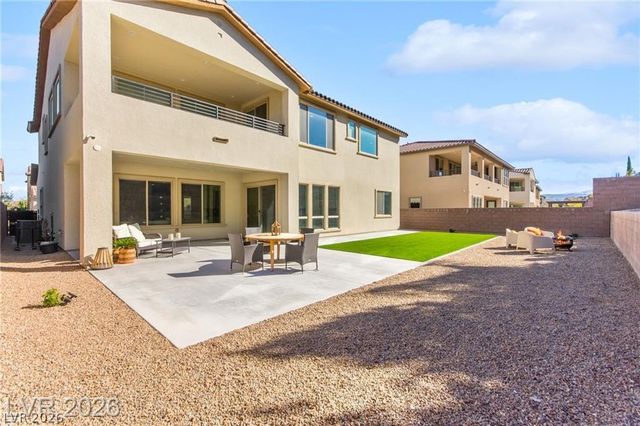 225 Carmel Sky Street, Las Vegas, NV 89138