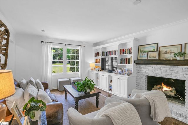 12 Buckingham Road, Greenville, SC 29607