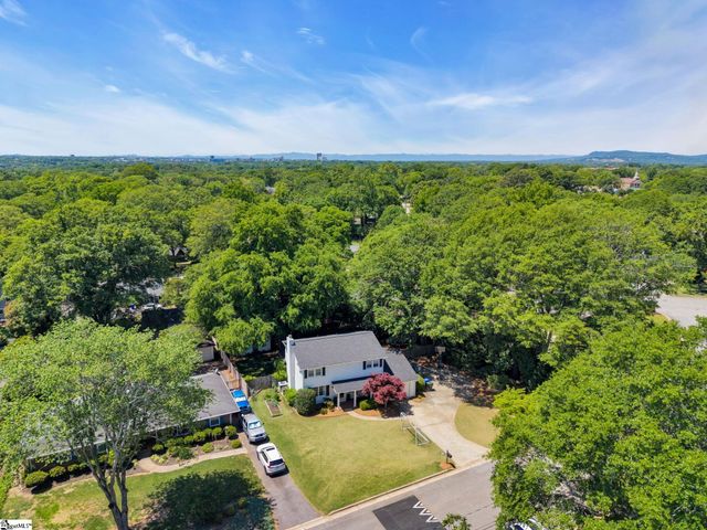 12 Buckingham Road, Greenville, SC 29607