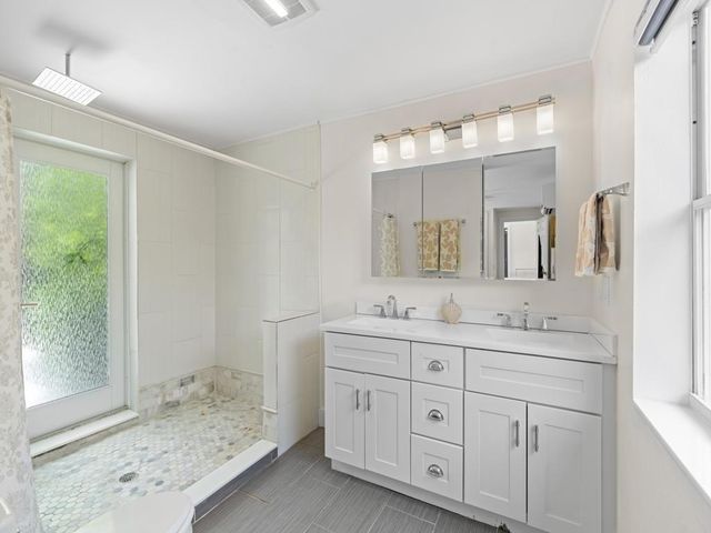 1615 N Lakeside Drive, Lake Worth Beach, FL 33460
