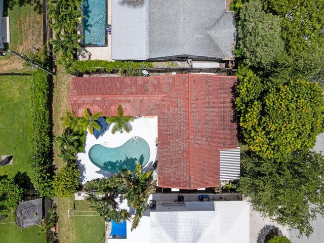 1615 N Lakeside Drive, Lake Worth Beach, FL 33460