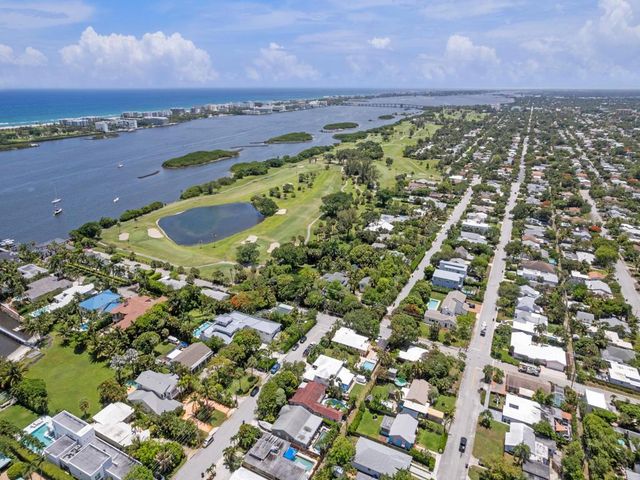 1615 N Lakeside Drive, Lake Worth Beach, FL 33460