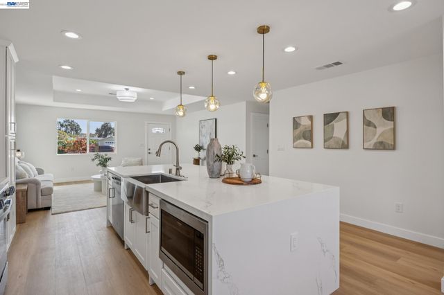 36632 Magnolia St, Newark, CA 94560