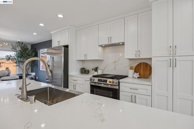 36632 Magnolia St, Newark, CA 94560