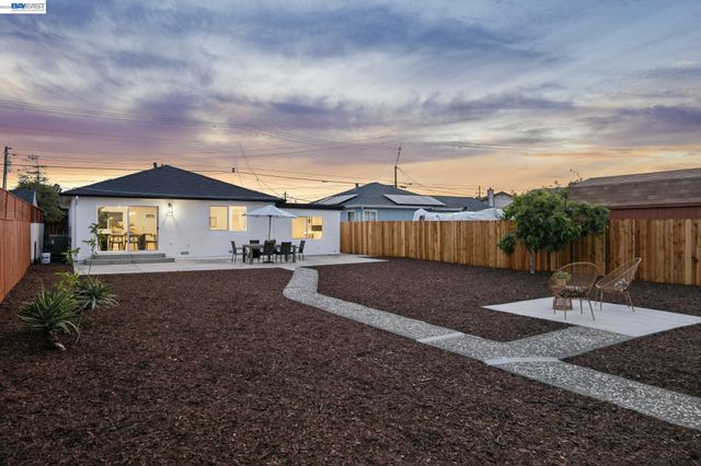 36632 Magnolia St, Newark, CA 94560