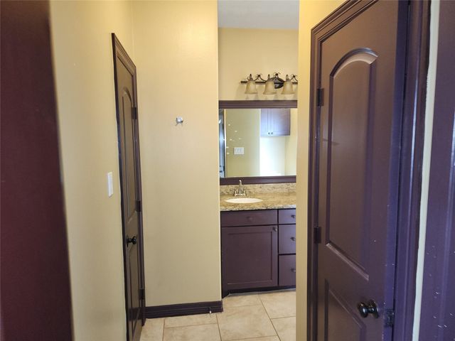 4506 Davenport Street, Houston, TX 77051