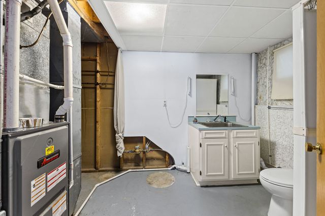 201 15th Street, Dallas Center, IA 50063