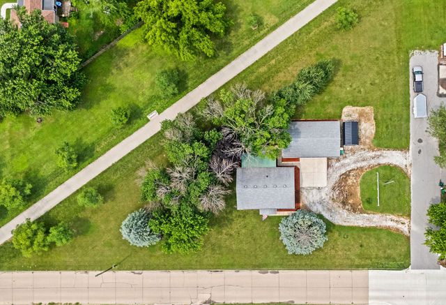 201 15th Street, Dallas Center, IA 50063