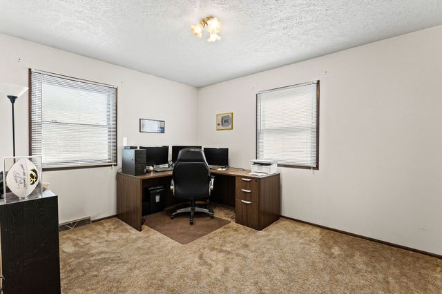 201 15th Street, Dallas Center, IA 50063