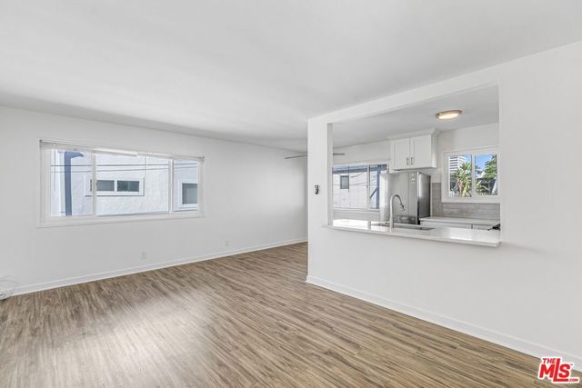 1323 11th Street 10, Santa Monica, CA 90401