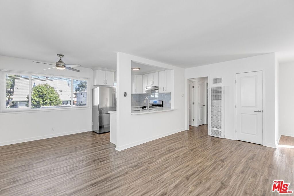 1323 11th Street 10, Santa Monica, CA 90401