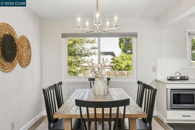 2225 Sierra Ct, Concord, CA 94518