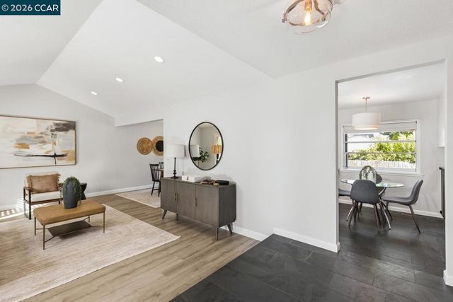 2225 Sierra Ct, Concord, CA 94518