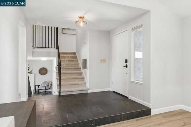 2225 Sierra Ct, Concord, CA 94518