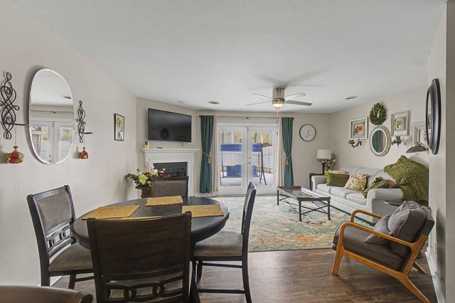 105 Carriage Pl, Clarksville, TN 37042