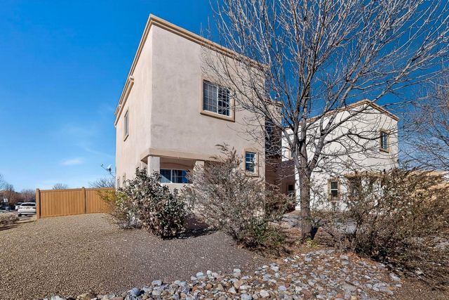 16 Sky Ridge, Santa Fe, NM 87508