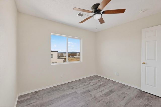 16 Sky Ridge, Santa Fe, NM 87508