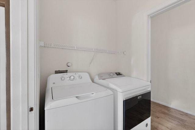 16 Sky Ridge, Santa Fe, NM 87508