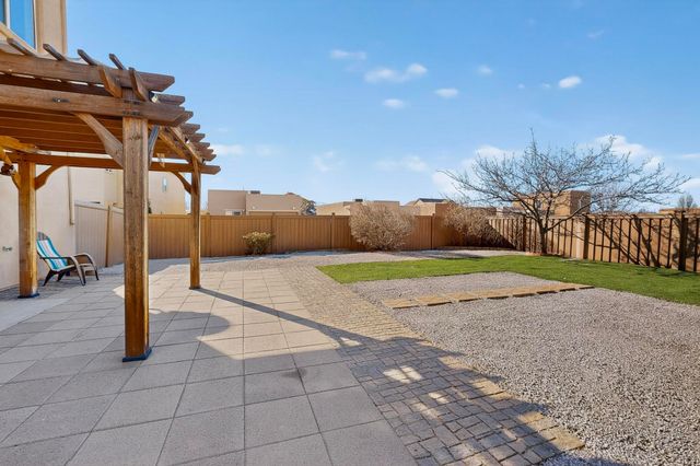 16 Sky Ridge, Santa Fe, NM 87508