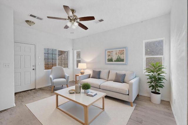 16 Sky Ridge, Santa Fe, NM 87508