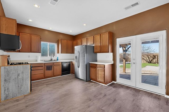 16 Sky Ridge, Santa Fe, NM 87508