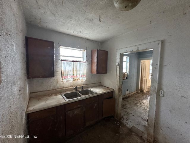 7503 WILDER Avenue, Jacksonville, FL 32208