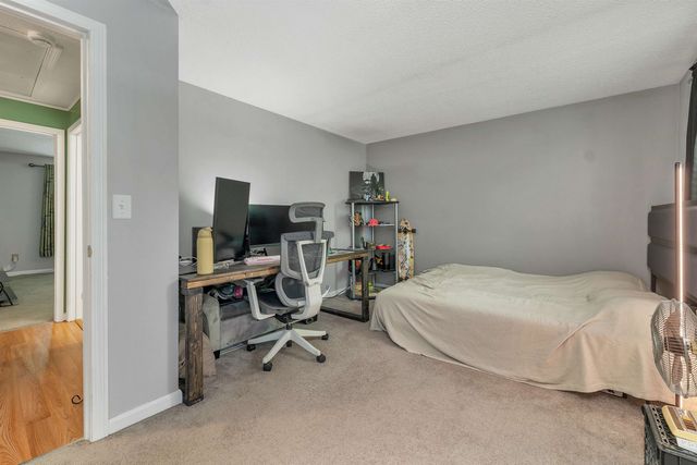1035 S Mammoth Rd Apt 3, Manchester, NH 03109