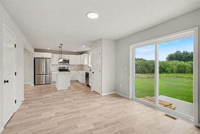 1324 Mackey Drive, South Bend, IN 46614