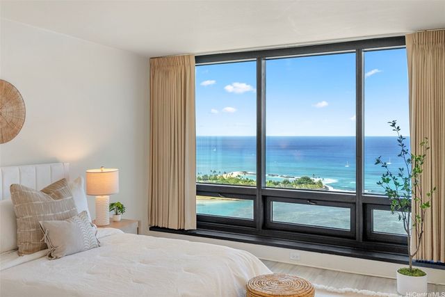 1330 Ala Moana Boulevard 3704, Honolulu, HI 96814