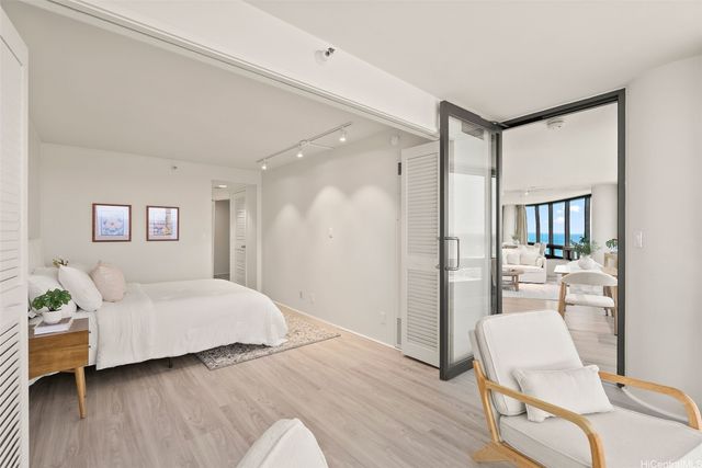 1330 Ala Moana Boulevard 3704, Honolulu, HI 96814