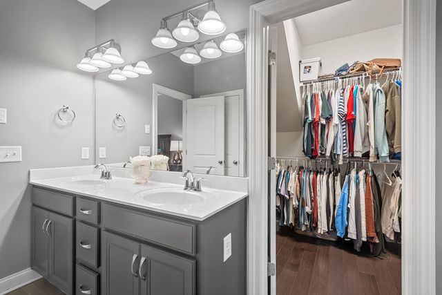 1858 Abbey Wood Dr, Nolensville, TN 37135