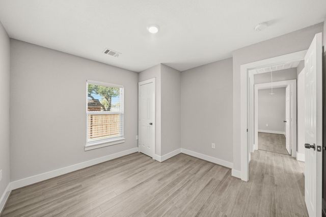 8302 Tavenor Lane, Houston, TX 77075