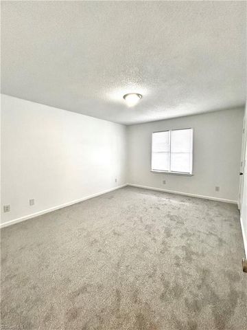 1019 Cedar Place Court, Winston-salem, NC 27107