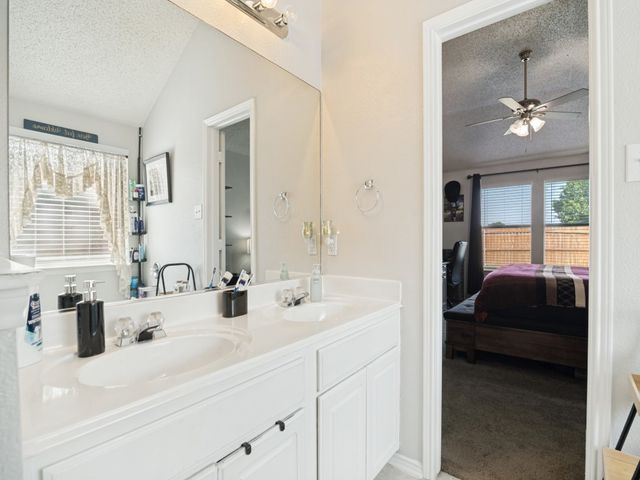 1109 Alexandria Drive, Forney, TX 75126