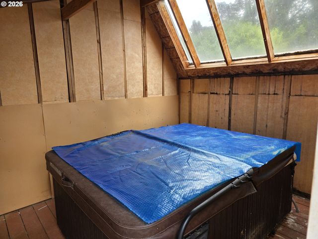 22 Se 136TH Ave, Portland, OR 97233