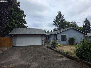 22 Se 136TH Ave, Portland, OR 97233