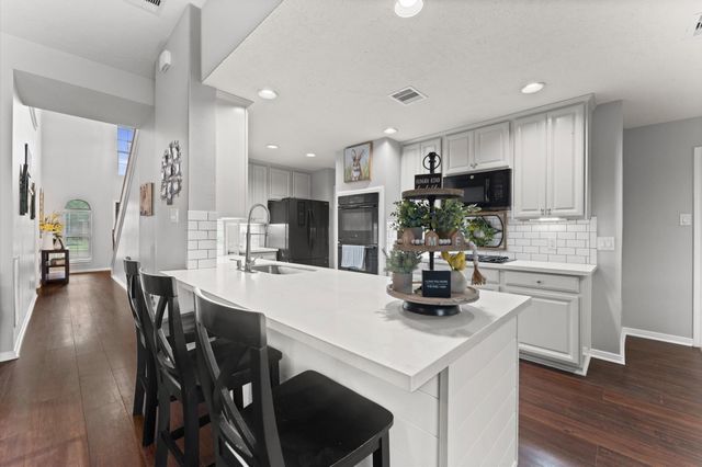 2404 Grey Kirby Drive, League City, TX 77573