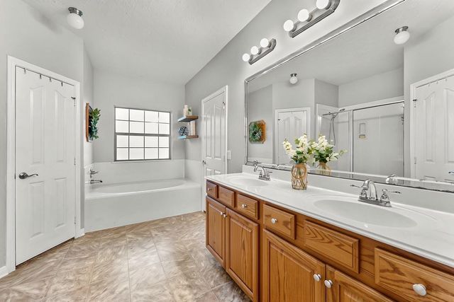 2404 Grey Kirby Drive, League City, TX 77573
