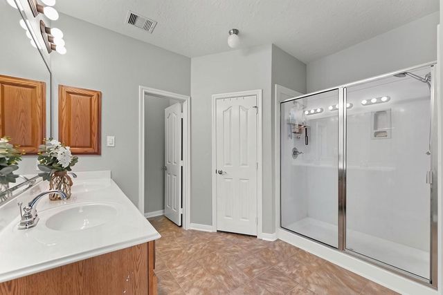 2404 Grey Kirby Drive, League City, TX 77573