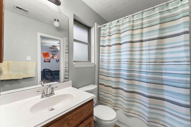2404 Grey Kirby Drive, League City, TX 77573