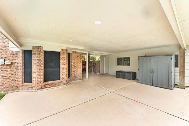 2404 Grey Kirby Drive, League City, TX 77573