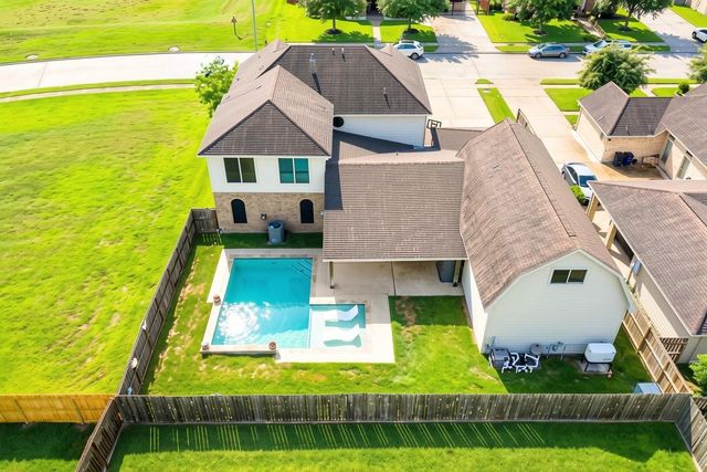 2404 Grey Kirby Drive, League City, TX 77573