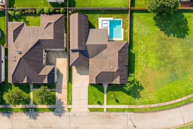 2404 Grey Kirby Drive, League City, TX 77573
