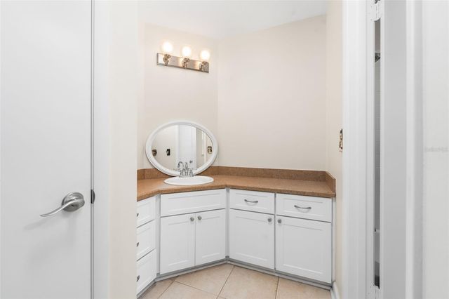 8593 NW 41ST TERRACE, Gainesville, FL 32653